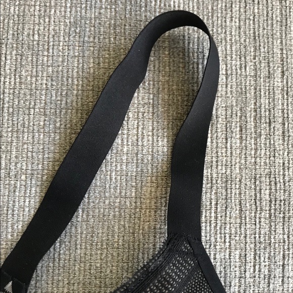 Lululemon Awake to Race Bra- 32C - Picture 5 of 9